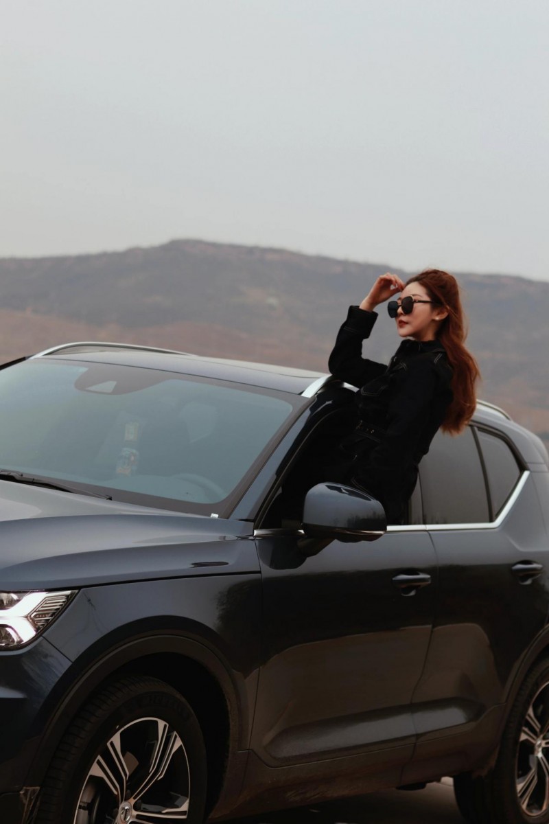 楊紫熙 以創(chuàng)意點(diǎn)亮舞臺(tái)，用匠心鑄就品牌——河北億隆文化傳媒創(chuàng)始人深耕公關(guān)活動(dòng)策劃之路